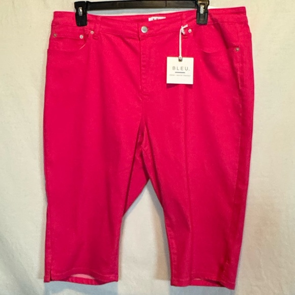 E-73‎ Bleu NWT PLUS SIZE 22W Pink Denim Summer Capris - Picture 1 of 12